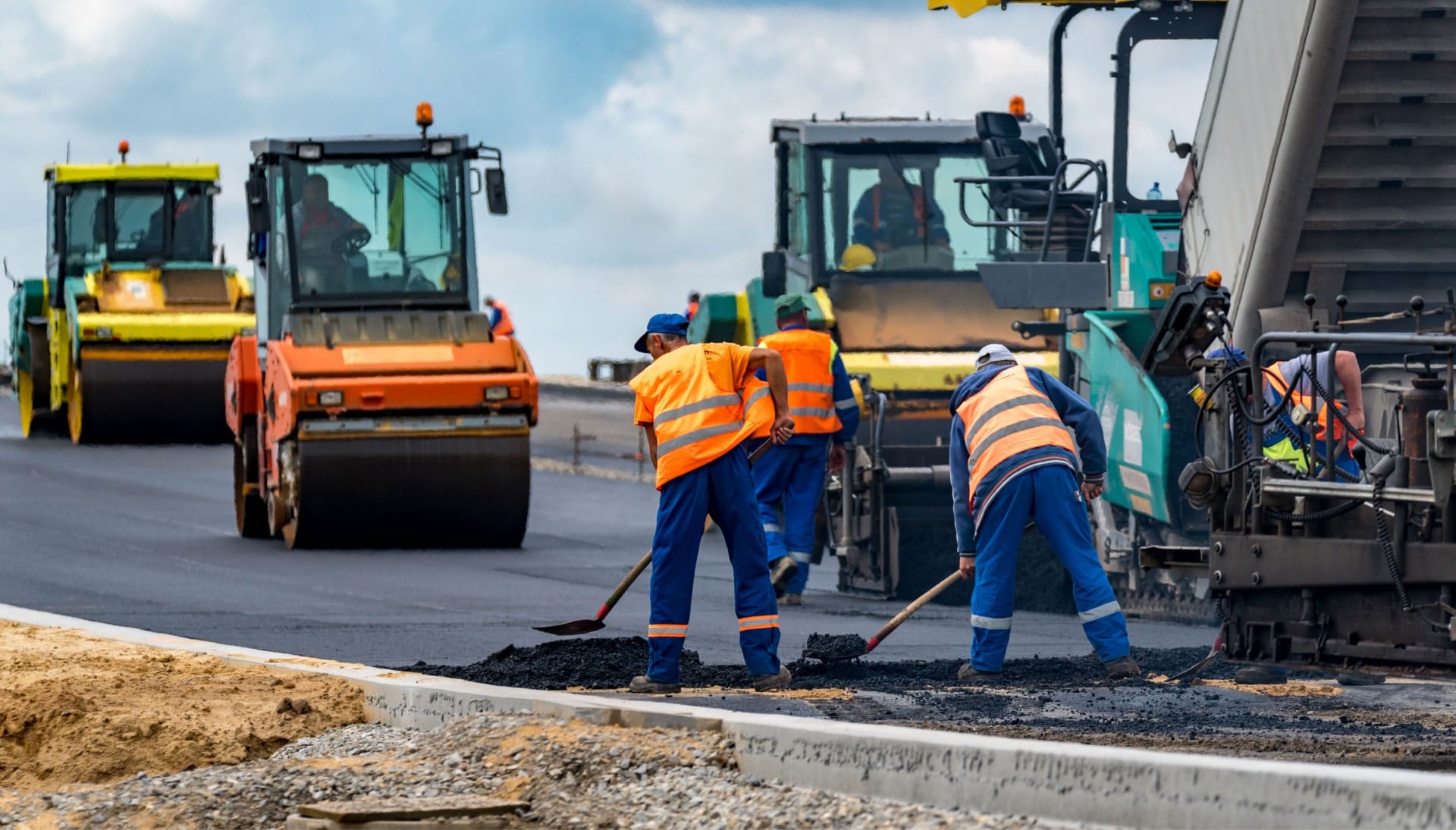 Reliable asphalt construction services in Johnson City, TN for various projects.